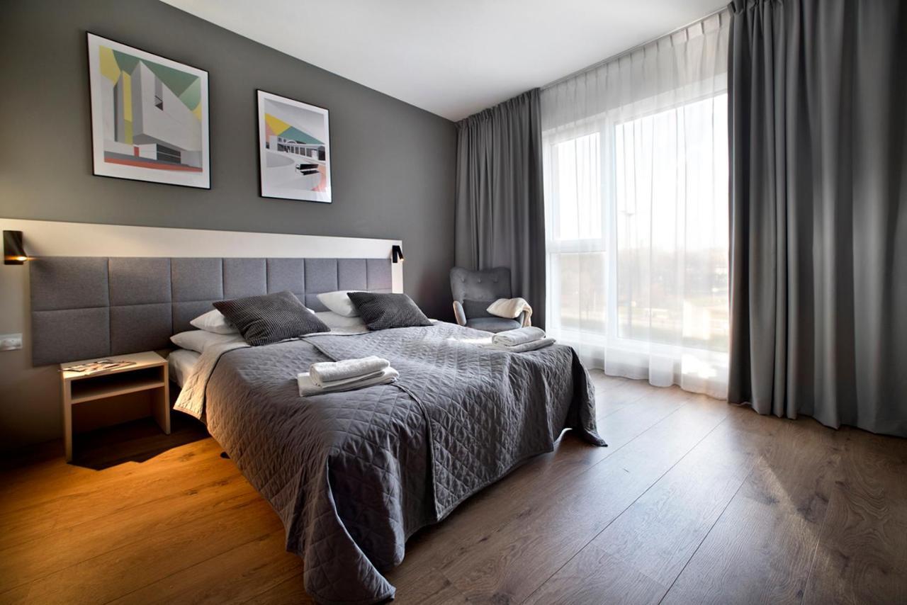 Wolska Residence Serviced Apartments Varşovia Exterior foto