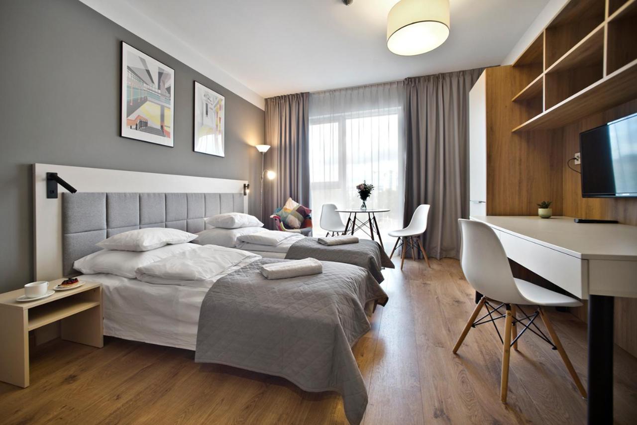 Wolska Residence Serviced Apartments Varşovia Exterior foto